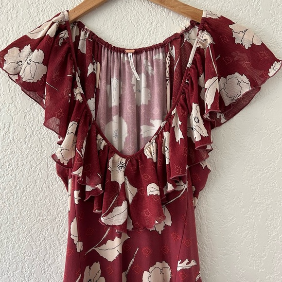 Free People Austin Floral Bell Bottom Ruffled Hem Jumpsuit Women’s Size Medium - Picture 5 of 9